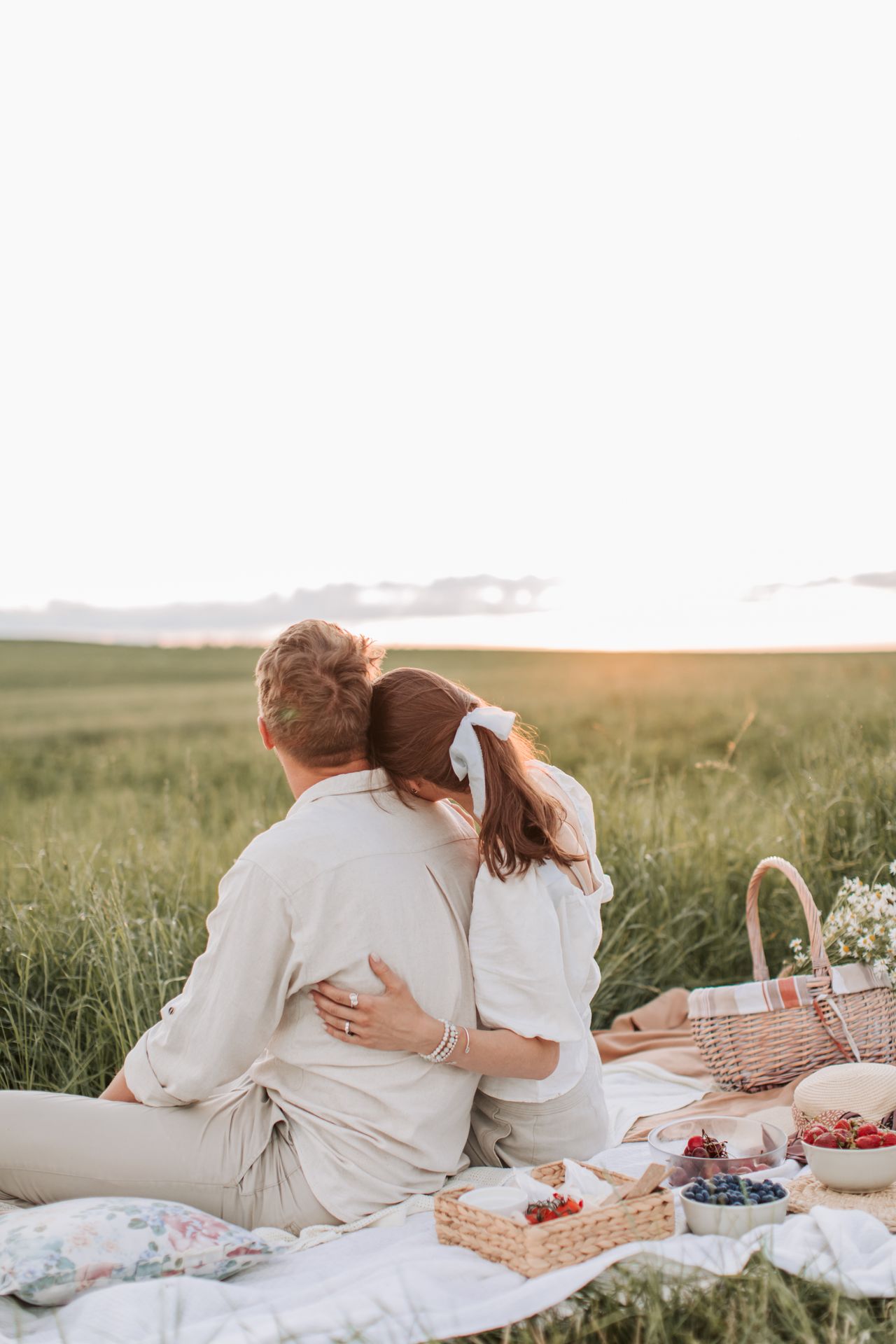 Couple silhouette at sunset